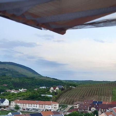 Peak Apartman Эгер Экстерьер фото