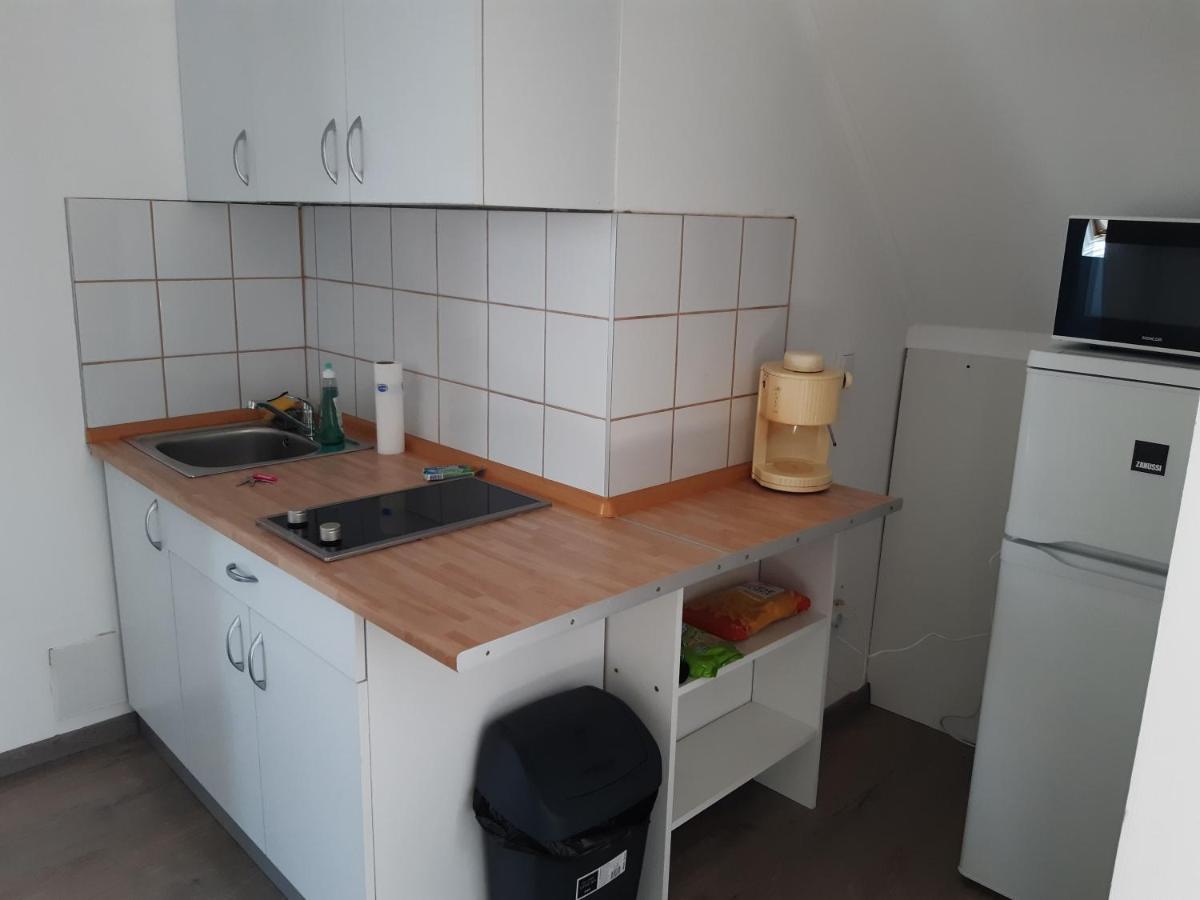 Peak Apartman Эгер Экстерьер фото